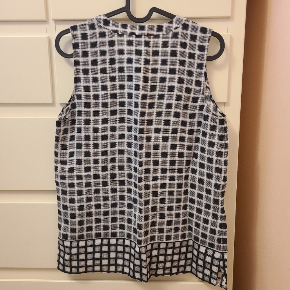 Van Heusen Top - Picture 2 of 4